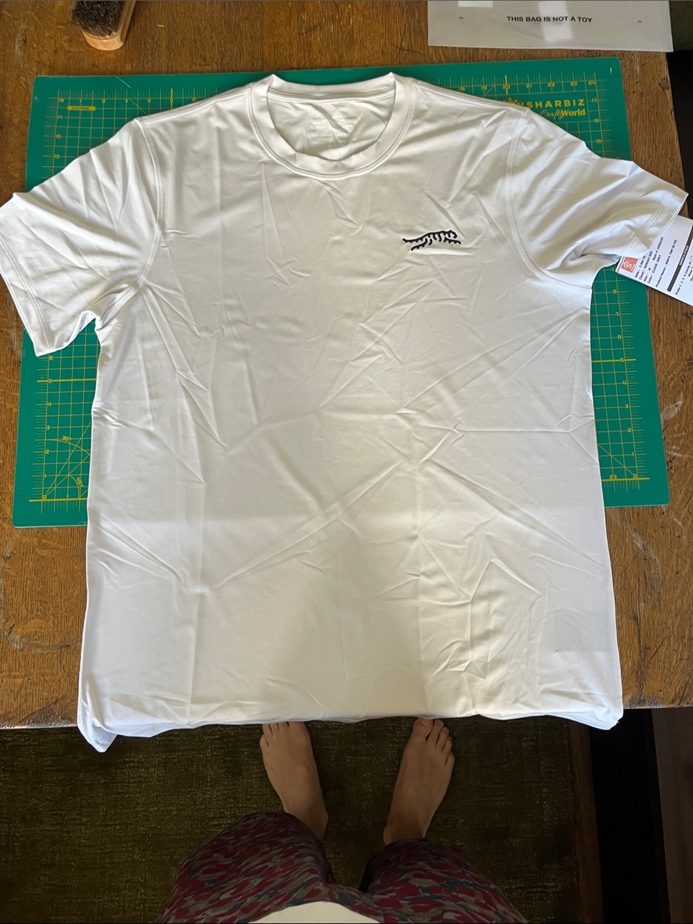 Sun Day Red light grey Short Sleeve Crew T-Shirt with Small Chest Logo